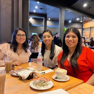 Meet your Posher, Leslie